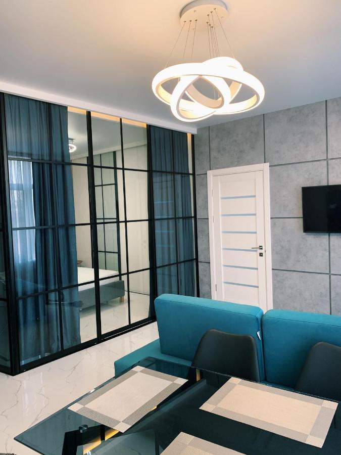 Sunny Apartment 5 Odessa Zewnętrze zdjęcie